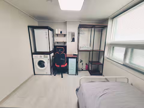 Sharehouse / One-room